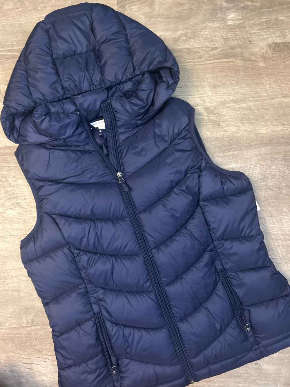 NWT Hooded Puffer Vest | Charter Club